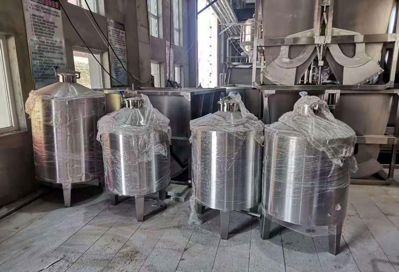 各類（lèi）不鏽鋼容器